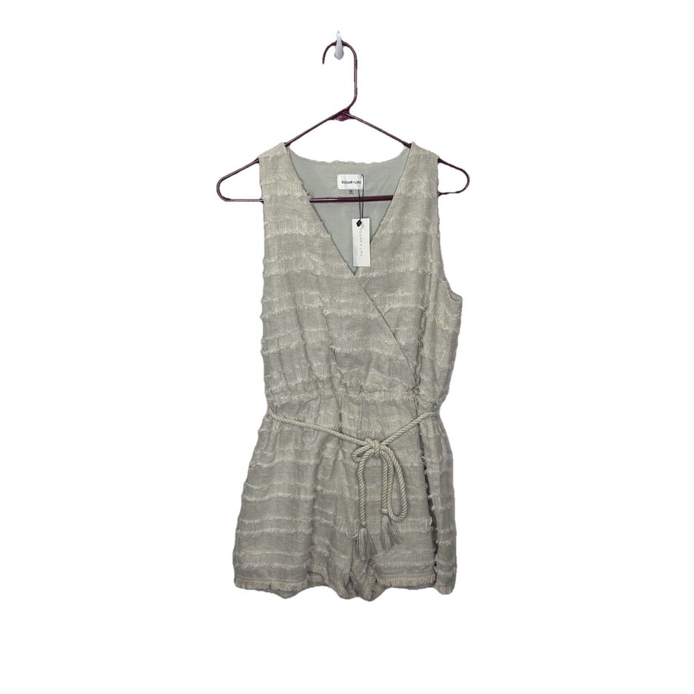 SUGAR LIPS Beige Tan Textured Linen Blend V neck Belt Romper Size Medium New NWT